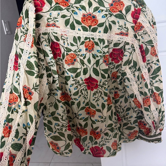 FARM Rio Multicolor Floral Top - Picture 2 of 3